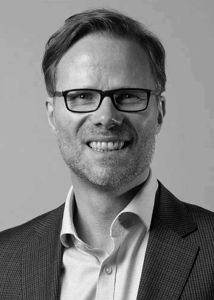 Dr. Matthias Rudolph